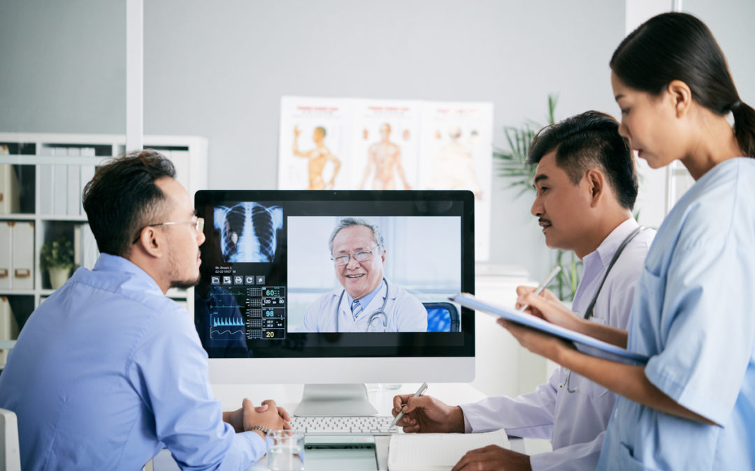 men consullting with doctor online