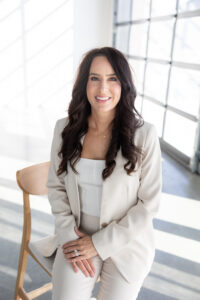 Nicole Freeseman HeadShot